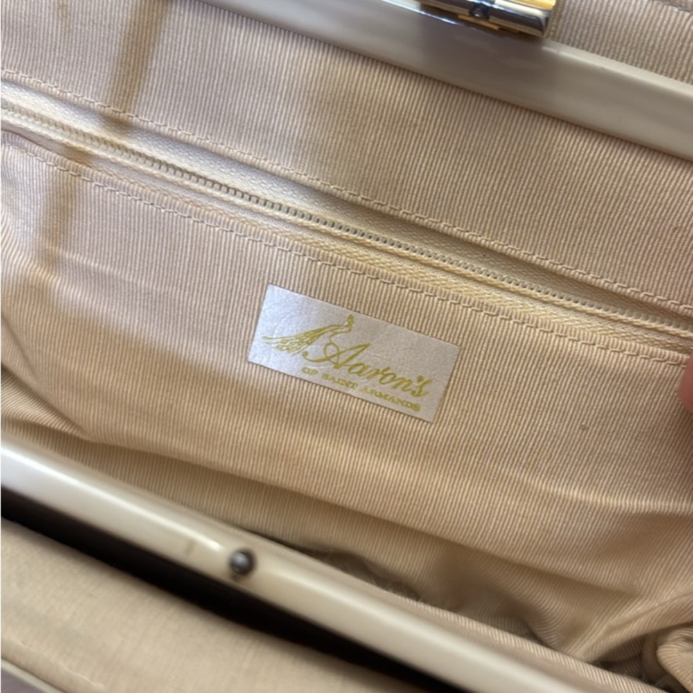 Vintage Rectangular Off White Shoulder Handbag/Pu… - image 7